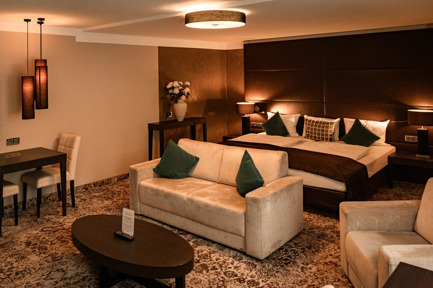 Munich: Hotel Drei Löwen image 1